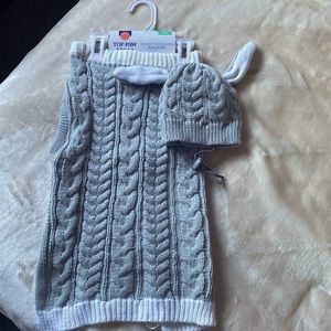 Top Paw Large whimsy woodland pullover sweater with matching hat. New/tags on!